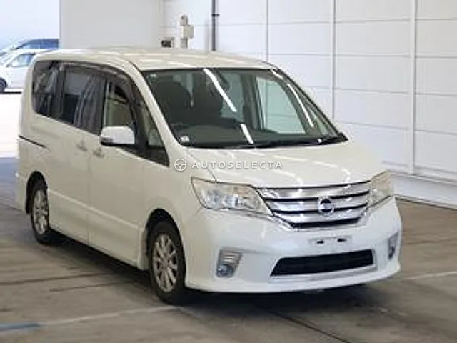 Nissan Serena 2011, auction grade RA