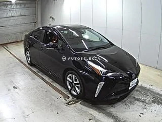 Toyota Prius 2022, auction grade 4