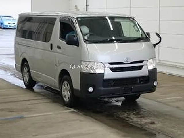 Toyota Hiace 2021, auction grade R