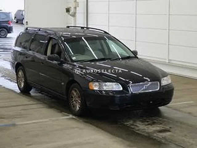 Volvo V70 2005, auction grade 4
