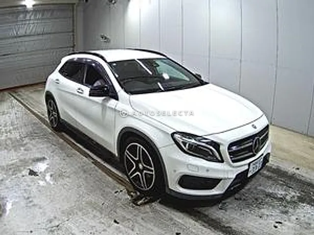 Mercedes-Benz GLA-Class 2016, auction grade 4.5