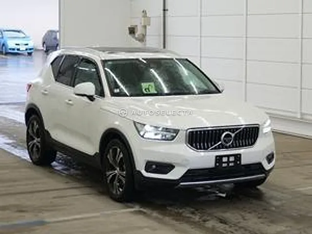 Volvo XC40 2021, auction grade 4