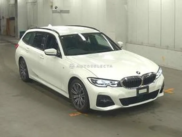 BMW 3 Series 2021, auction grade 4