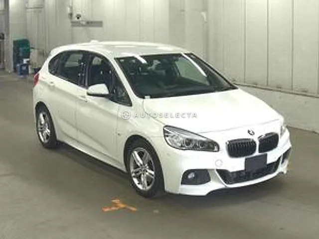 BMW 2 Series 2017, auction grade 4