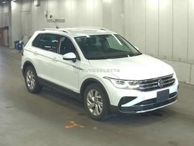 Volkswagen Tiguan 2021, auction grade 5