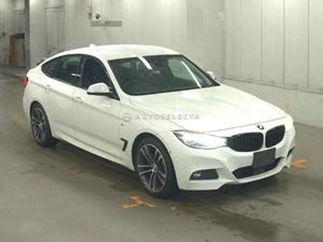 BMW 3 Series 2018, auction grade 4