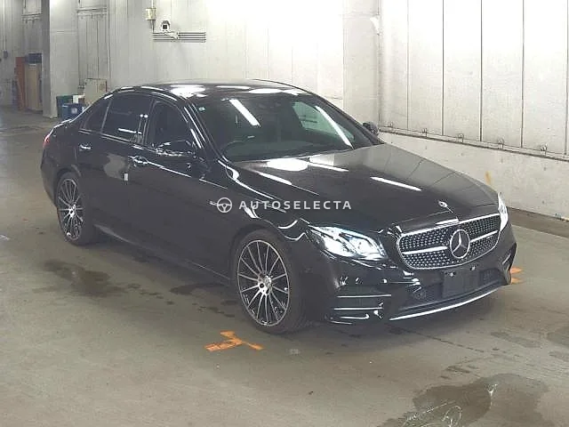 Mercedes-Benz AMG E-Class 2017, auction grade 4.5
