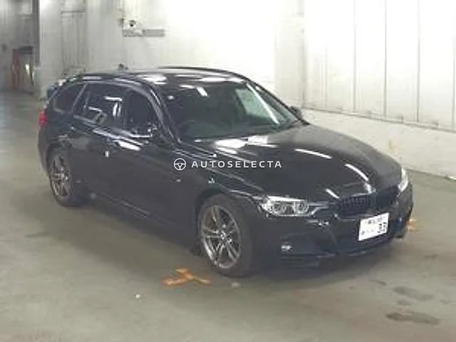 BMW 3 Series 2016, auction grade 4.5