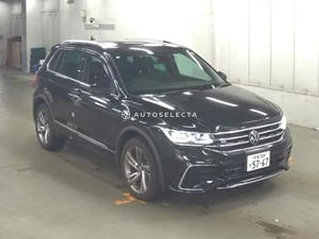 Volkswagen Tiguan 2023, auction grade 5
