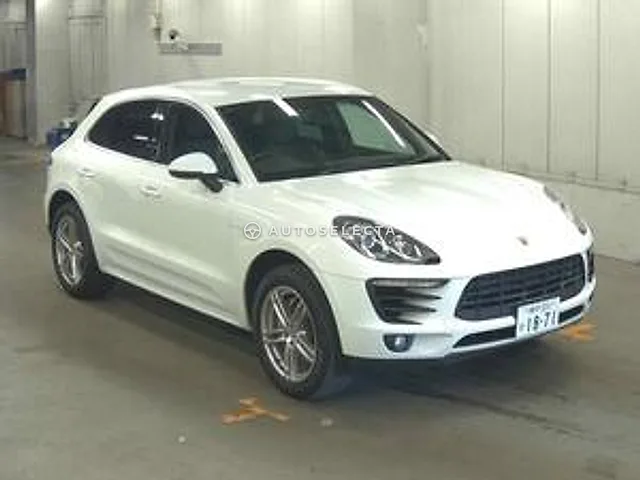 Porsche Macan 2014, auction grade 4