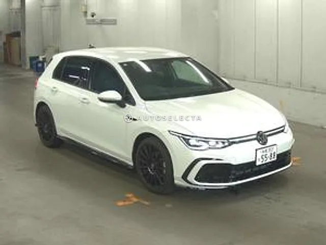 Volkswagen Golf 2023, auction grade 5