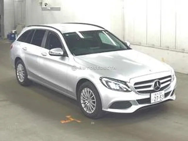 Mercedes-Benz C-Class Station Wagon 2016, auction grade 4.5