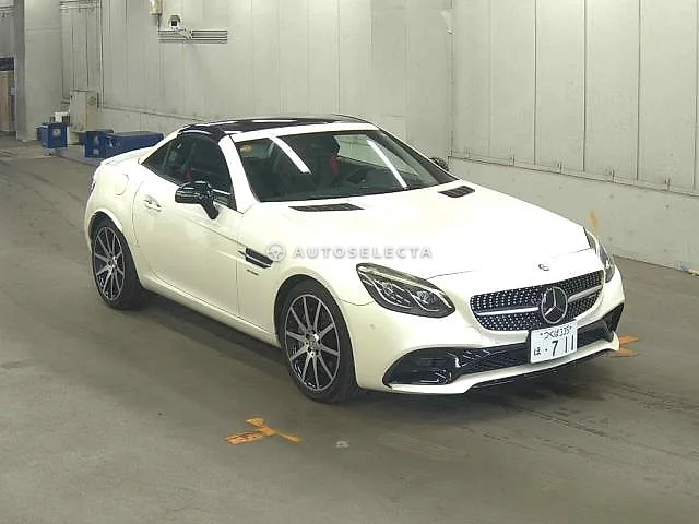 Mercedes-Benz AMG SLC 2016, auction grade 3.5