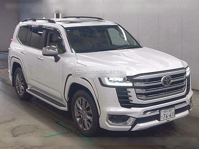 Toyota Land Cruiser 2022, auction grade 5