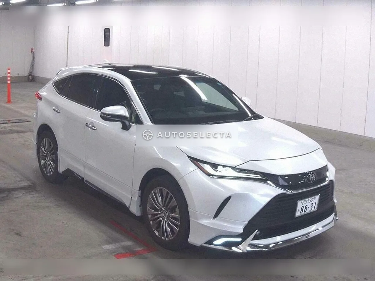 Toyota Harrier 2023, photo 1 of 1