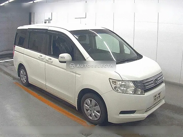 Honda Stepwgn 2010, auction grade 4