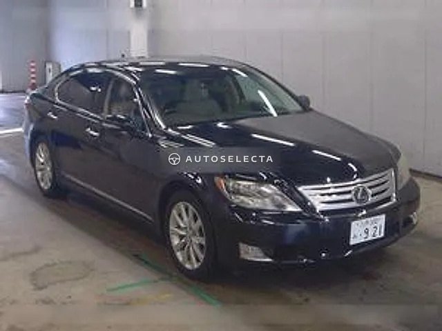 Lexus LS 2010, auction grade 3.5