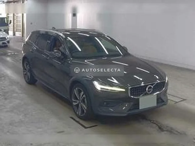 Volvo V60 2020, auction grade 4
