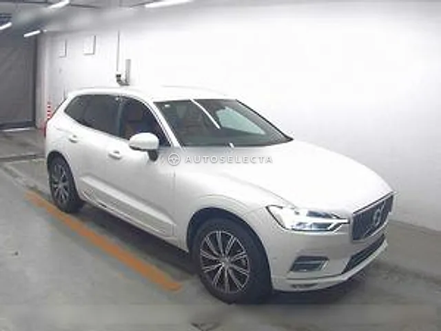 Volvo XC60 2018, auction grade 4.5