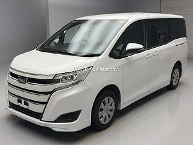 Toyota Noah 2021, auction grade R