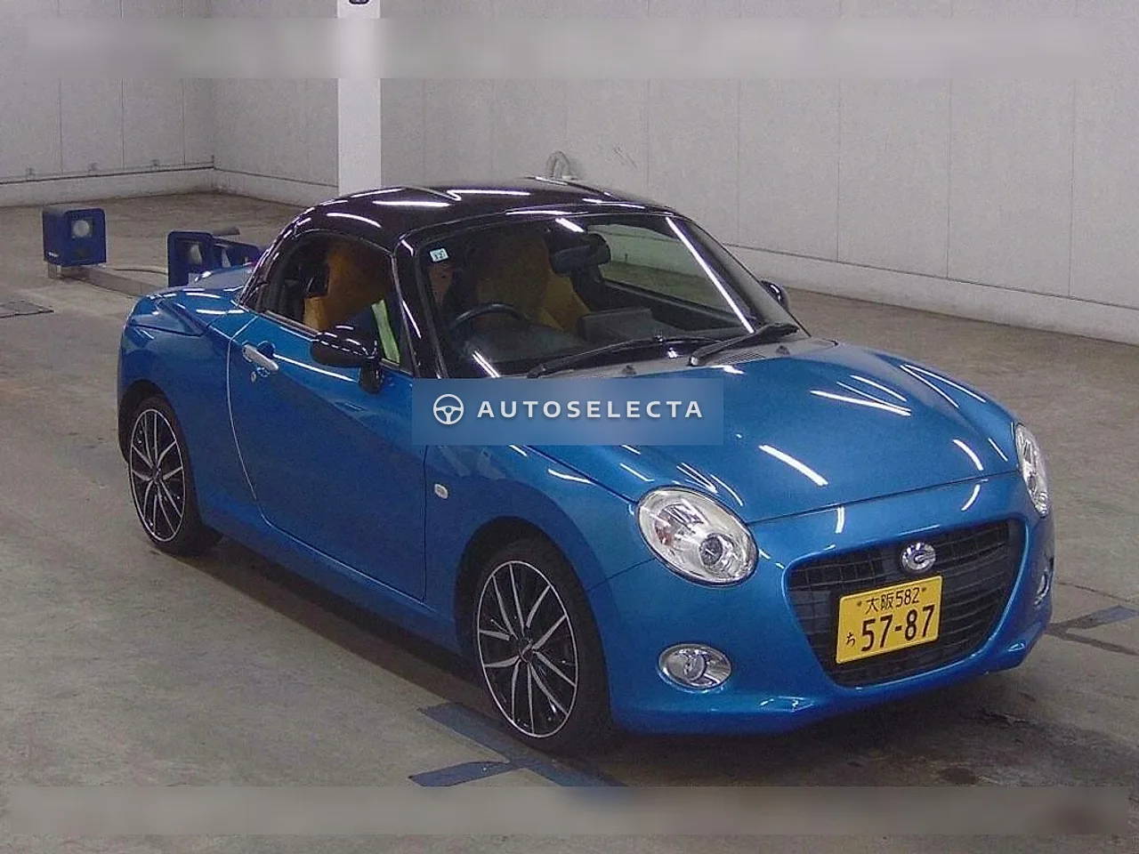 Daihatsu Copen 2015, photo 1 of 1