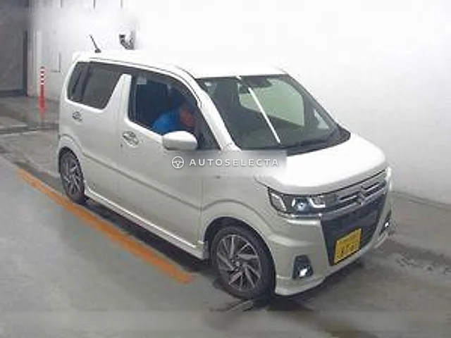 Suzuki Wagon R Custom Z 2022, auction grade 4.5