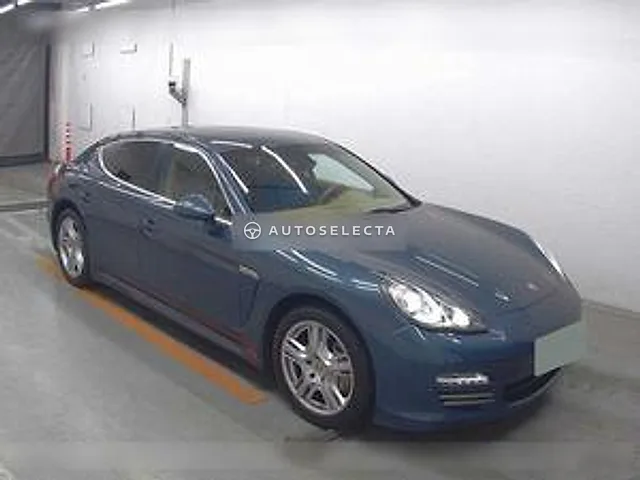 Porsche Panamera 2012, auction grade 4
