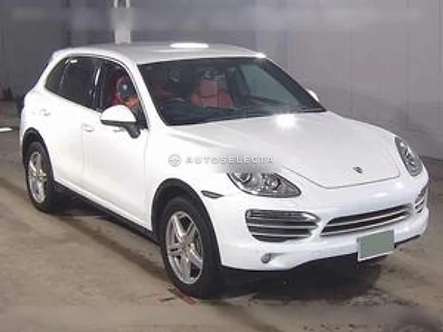 Porsche Cayenne 2014, auction grade 3.5