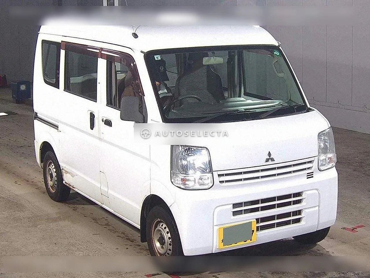 Mitsubishi Minicab Van 2016, photo 1 of 1
