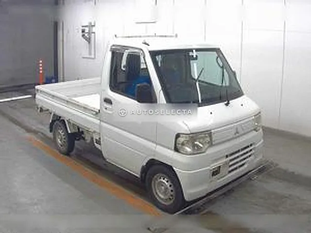 Mitsubishi Minicab Truck 2013, auction grade 3.5