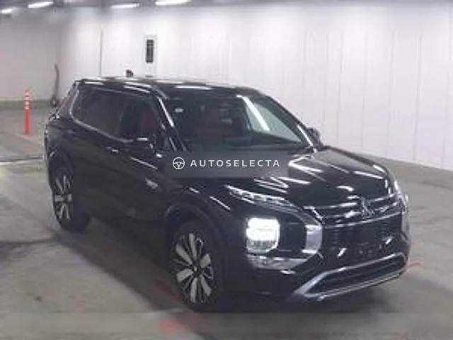 Mitsubishi Outlander PHEV 2024, auction grade 5