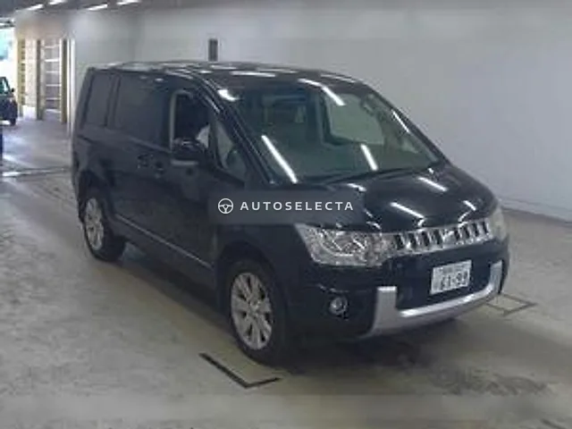 Mitsubishi Delica D:5 2016, auction grade 3