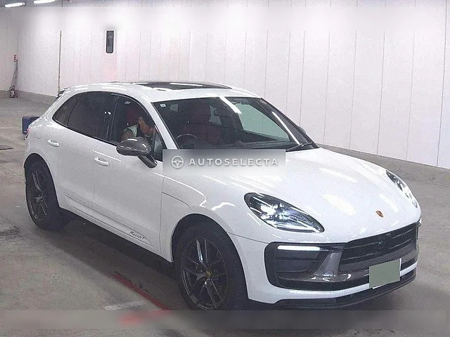 Porsche Macan 2022, auction grade 4.5