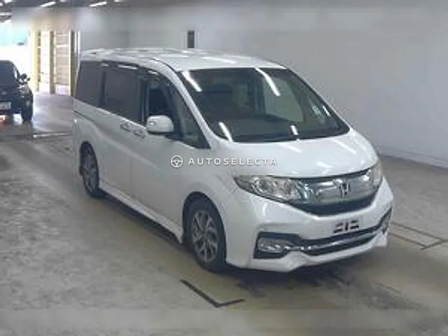 Honda Stepwgn Spada 2015, auction grade 4