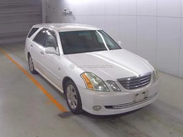 Toyota Mark II Blit 2002, auction grade 3.5