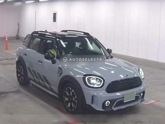 MINI 2022, auction grade 4.5