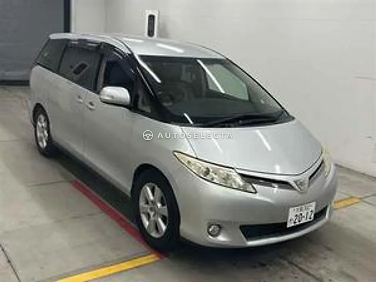 Toyota Estima 2014, photo 1 of 1