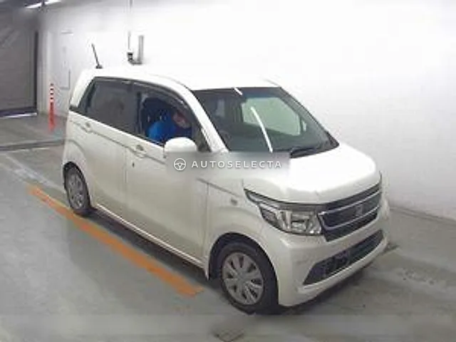 Honda N-WGN 2015, auction grade 4
