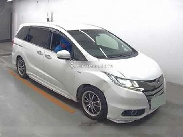 Honda Odyssey Hybrid 2016, auction grade 3.5