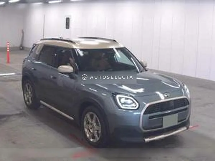 MINI 2026, photo 1 of 6