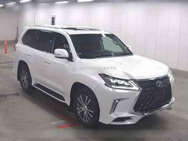 Lexus LX 2018, auction grade 4.5
