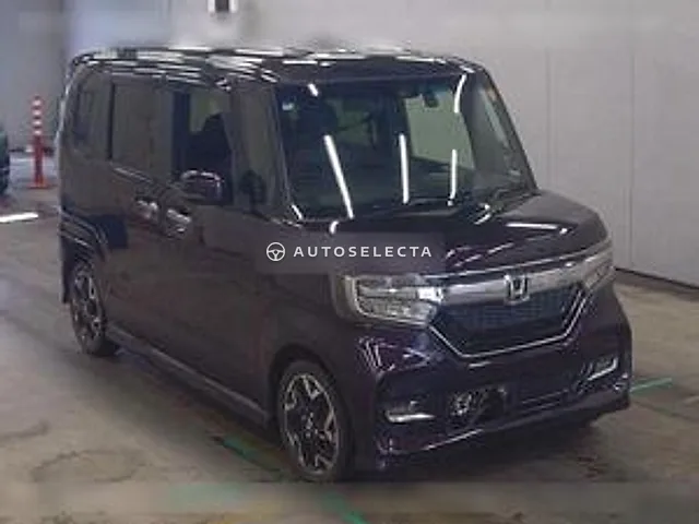 Honda N-BOX Custom 2018, auction grade R
