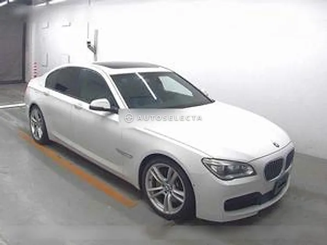 BMW 7 Series 2013, auction grade 4