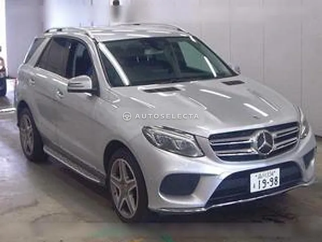 Mercedes-Benz GLE 2017, auction grade 4