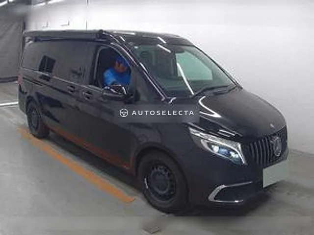 Mercedes-Benz V-Class 2020, auction grade 4