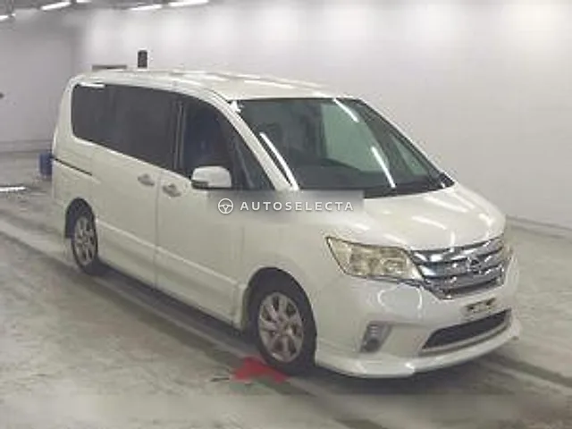 Nissan Serena 2011