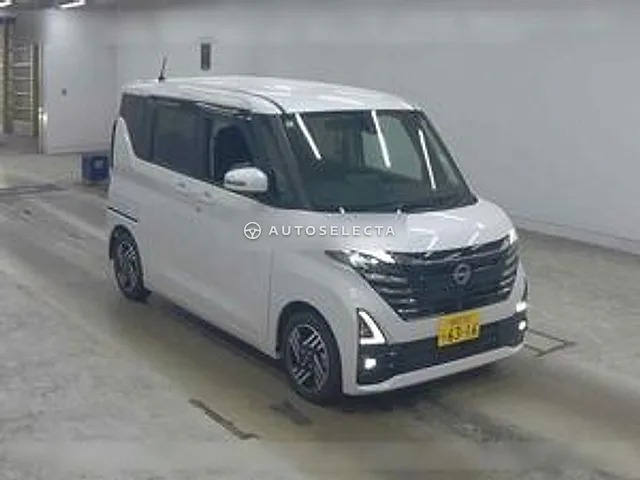 Nissan Roox 2024, auction grade 5