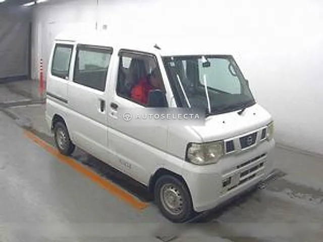 Nissan NV100 Clipper 2013, auction grade 3.5
