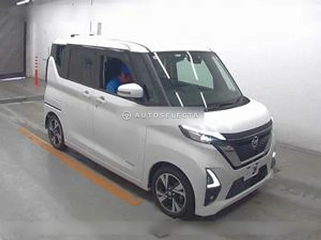 Nissan Roox 2021, auction grade 4.5
