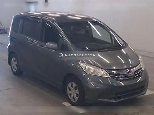Honda Freed 2012, auction grade R